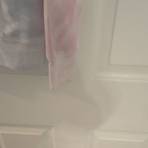 Gildan Pastel Tie-Dye Hoodie with Ocean Print - Picture 8 of 8